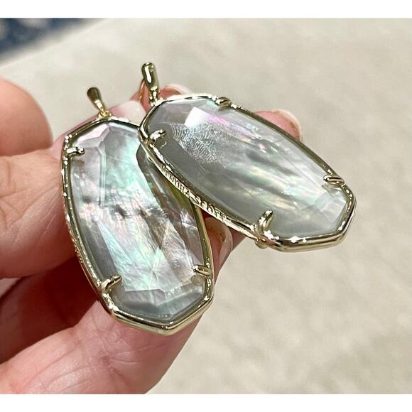 Kendra Scott Faceted Gold Drop Elle Earrings in Ivory Opalite Illusion NWT - Picture 8 of 8